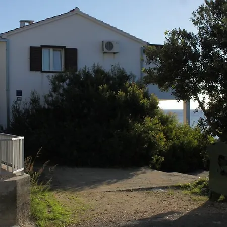 Milna 8946a Appartement *